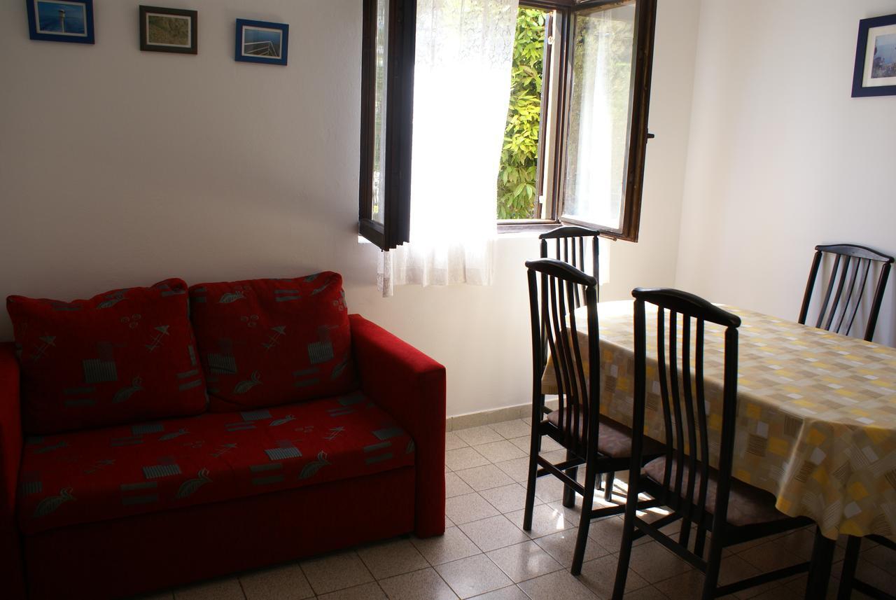Apartment Ana M Krk Town Luaran gambar