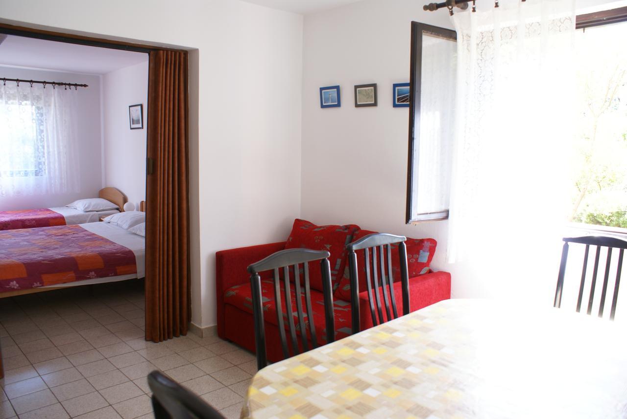 Apartment Ana M Krk Town Luaran gambar